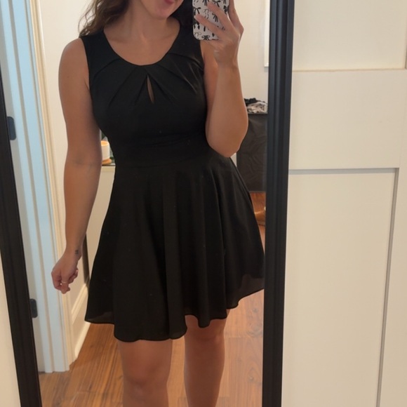 Express Black Sleeveless Mini Dress - Picture 1 of 6